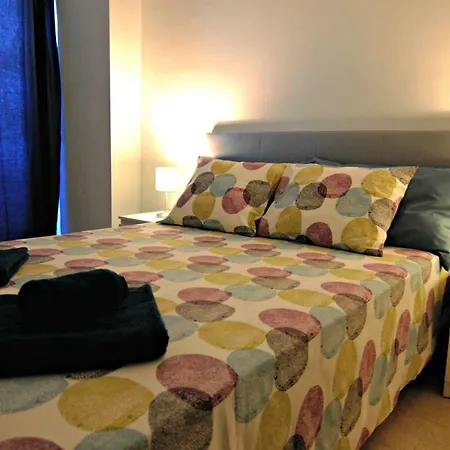 Guest house San Fernando Shared By Pride Properties Gc *