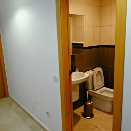 Guest house San Fernando Shared By Pride Properties Gc *
